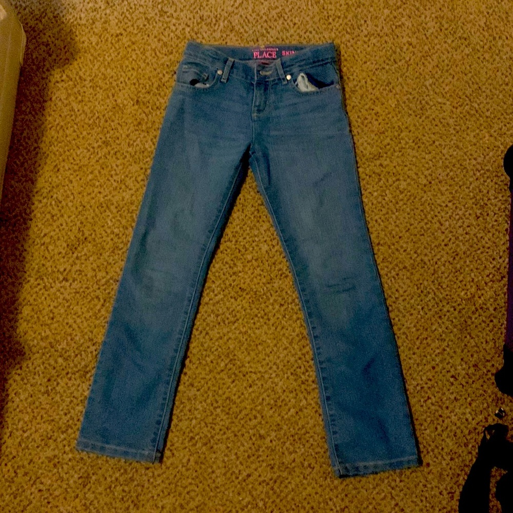 This is a The children’s place female jeans size 8 looks like new